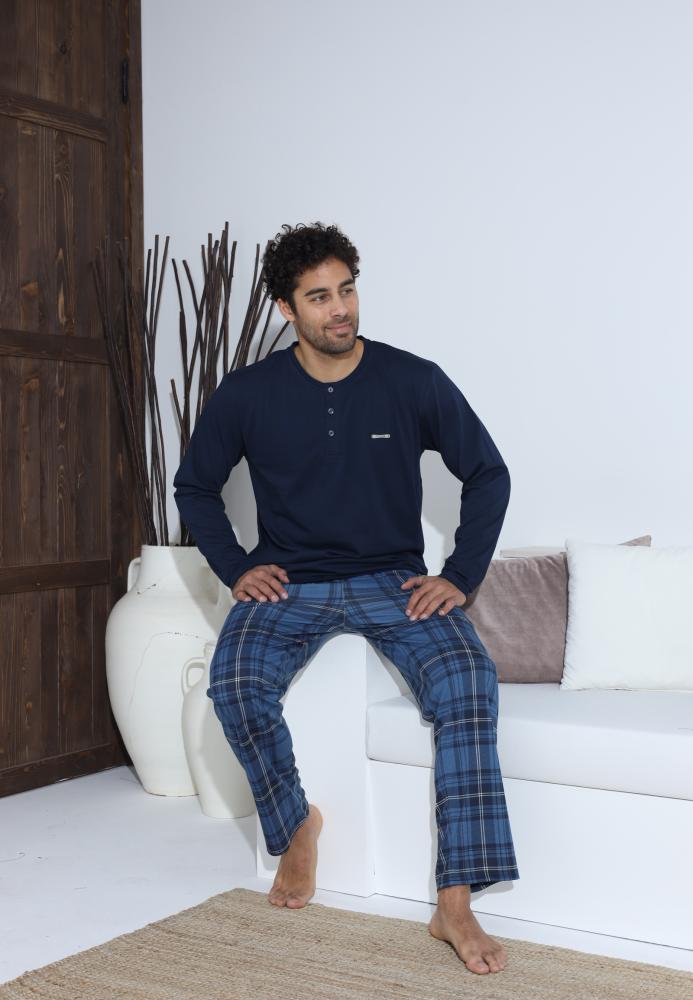 Pijama Barbati ,Maneca si Pantaloni Lungi,Culoare Bleumarin cu Albastru,Engros